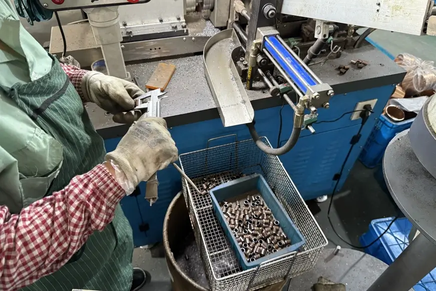 QC wall thickness inspection — precision measurement of transmission bushing dimensional tolerance